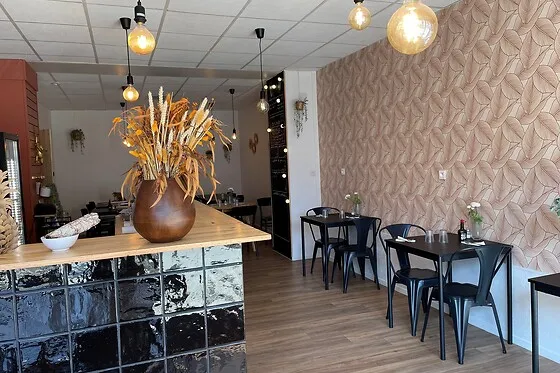 Restaurant K U C A - Sun Food & Break